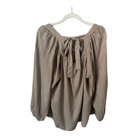 Andre'e by Unit Taupe Tie Back Top, size 1X - Picture 4 of 4